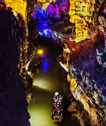 【英德連州3天】<中國(guó)瑤族第一寨南崗千年瑤寨5A連州地下河、峰林曉鎮(zhèn)賞花海筆架山千谷溪大瀑布>