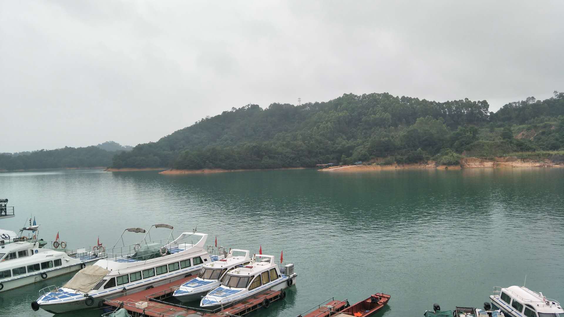 萬(wàn)綠湖風(fēng)景區(qū)封面圖