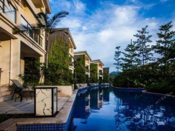 景點(diǎn)：林泉酒店泳池